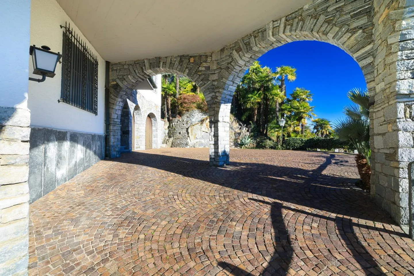 Atemberaubende Villa mit Seeblick - Foto 6 von 12