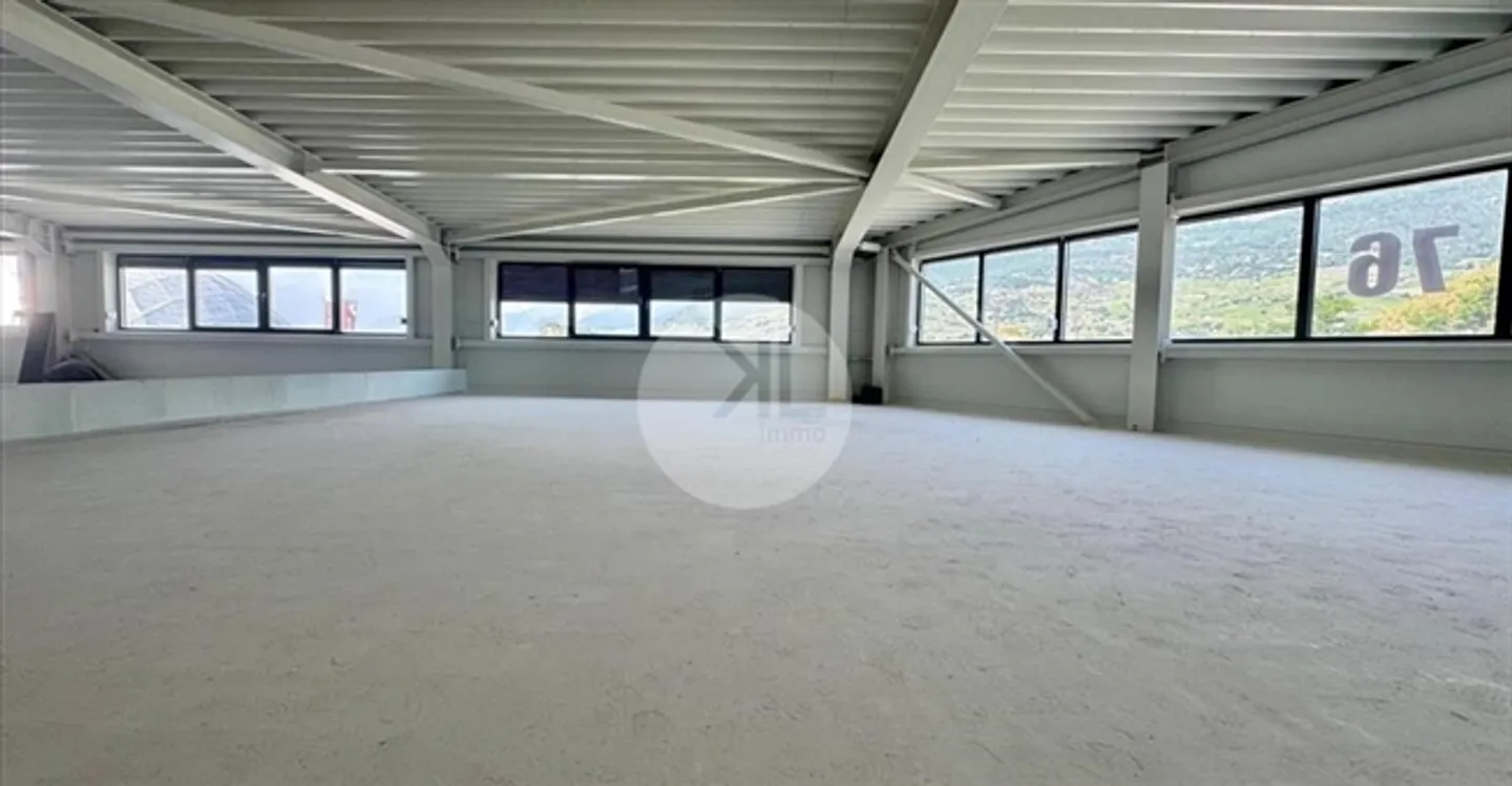 Espace Commercial Polyvalent à Granges - Photo 7 sur 10