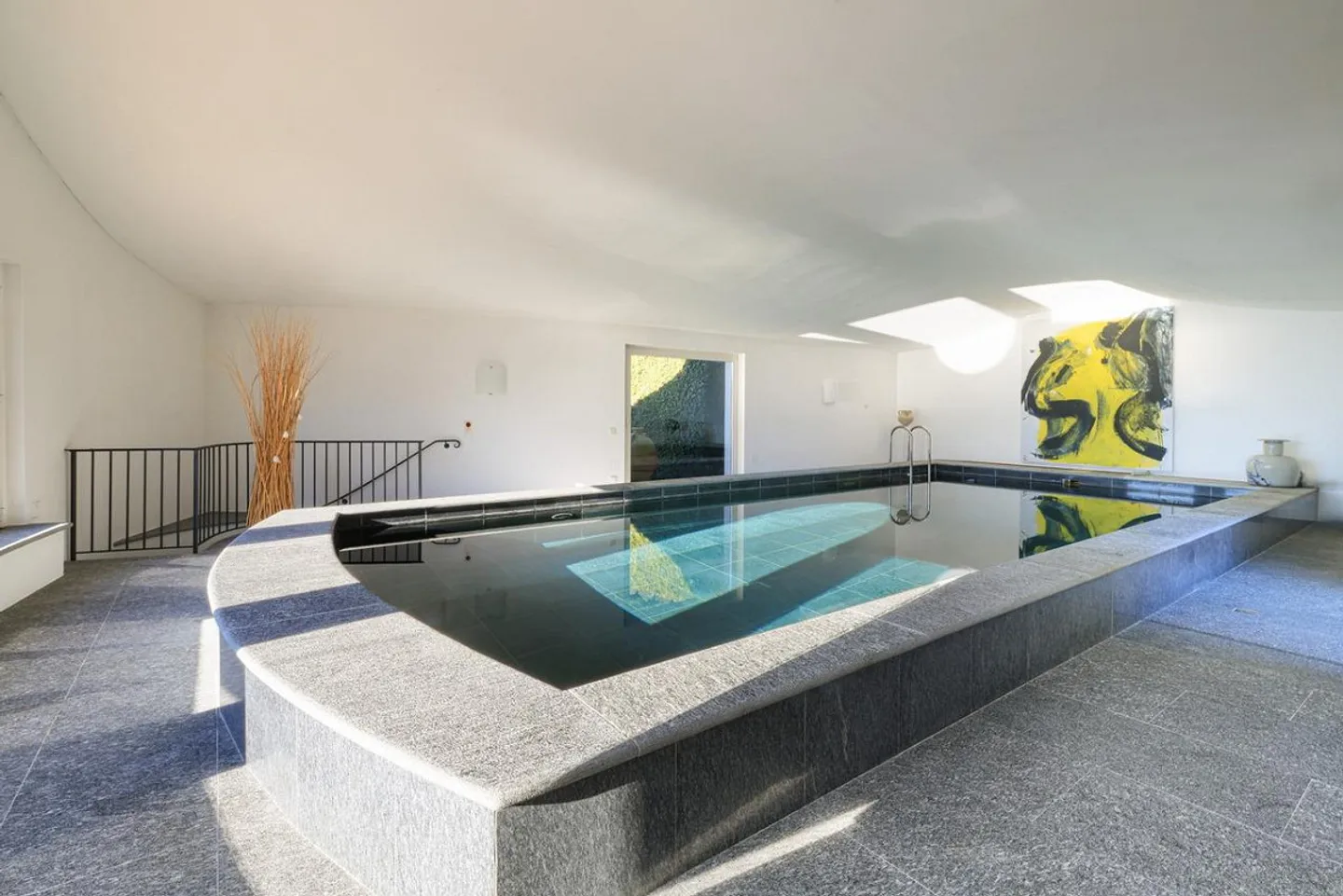 Atemberaubende Villa mit Seeblick - Foto 9 von 12
