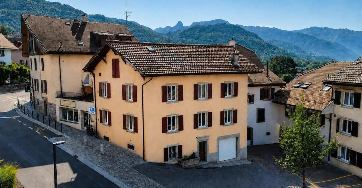 Beautiful village house in the heart of Saint-Légier! - Photo 1 of 13