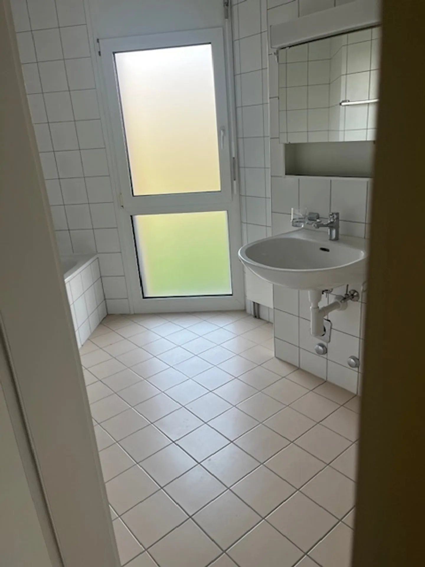 Appartamento di 3 stanze al piano terra - Foto 5 di 9