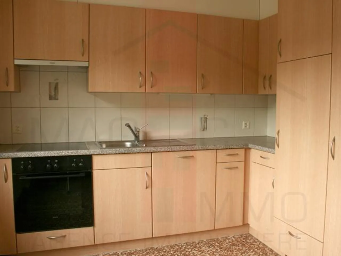 Immeuble mixte - Photo 3 sur 6