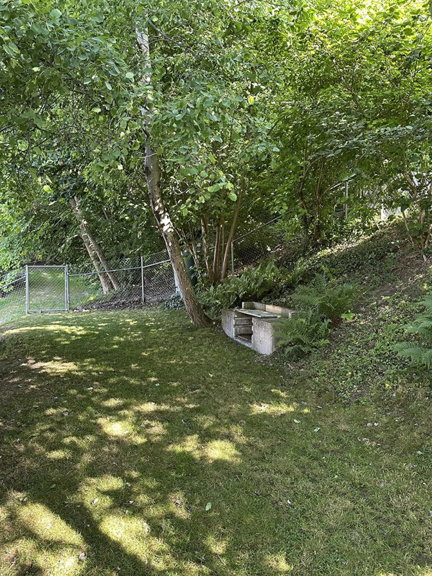 4,5 stanze, studio, terrazza sul tetto e un giardino direttamente al confine della foresta - Foto 9 di 10