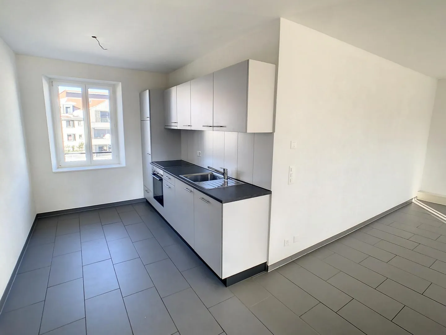 2.5 Room Apartment - Photo 6 of 9