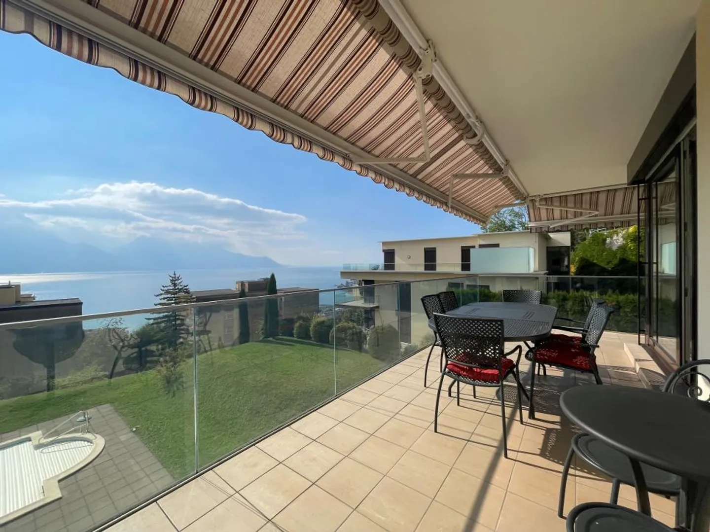 Comfort di una villa con una vista molto bella - Foto 4 di 13