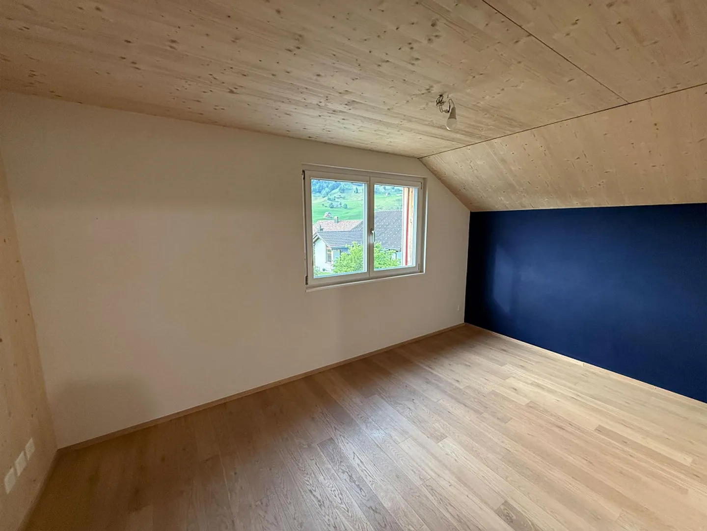 Well-maintained wooden house - living naturally. - Photo 24 of 27