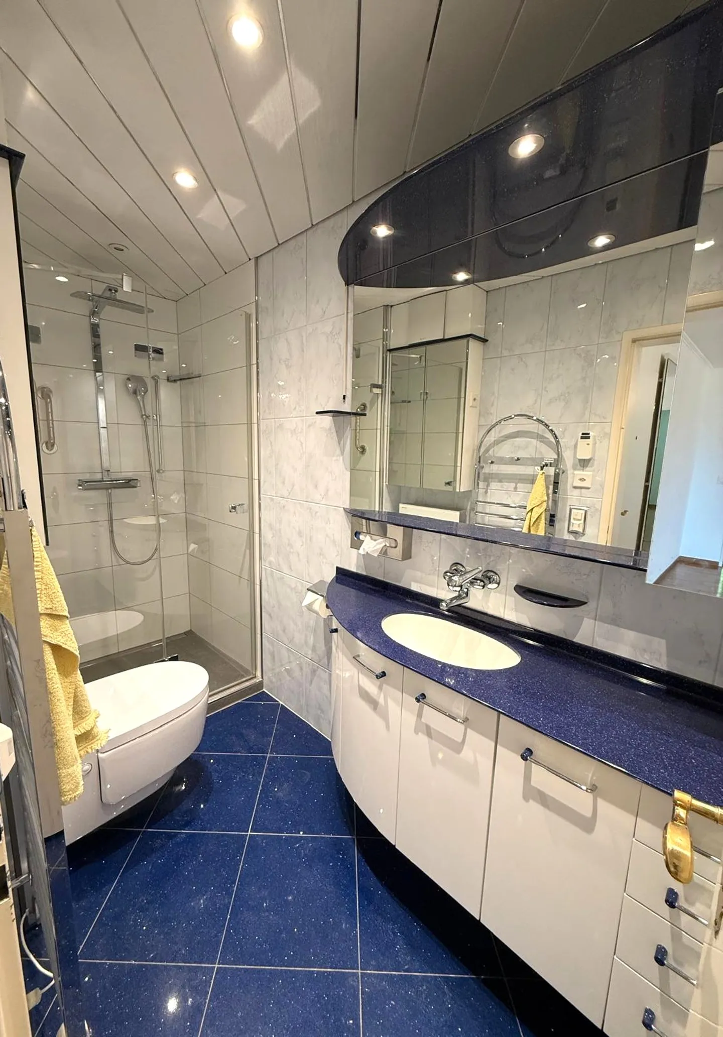 Grosszügige und helle 4.5-Zimmer-Wohnung mit Bergblick in Thun - Foto 13 von 18