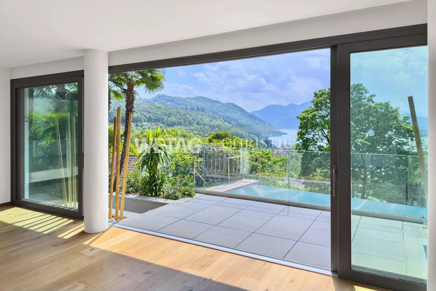 Lugano-Muzzano: grosszügige Villa mit Pool & Blick auf den Luganersee zu verkaufen - Foto 2 von 13