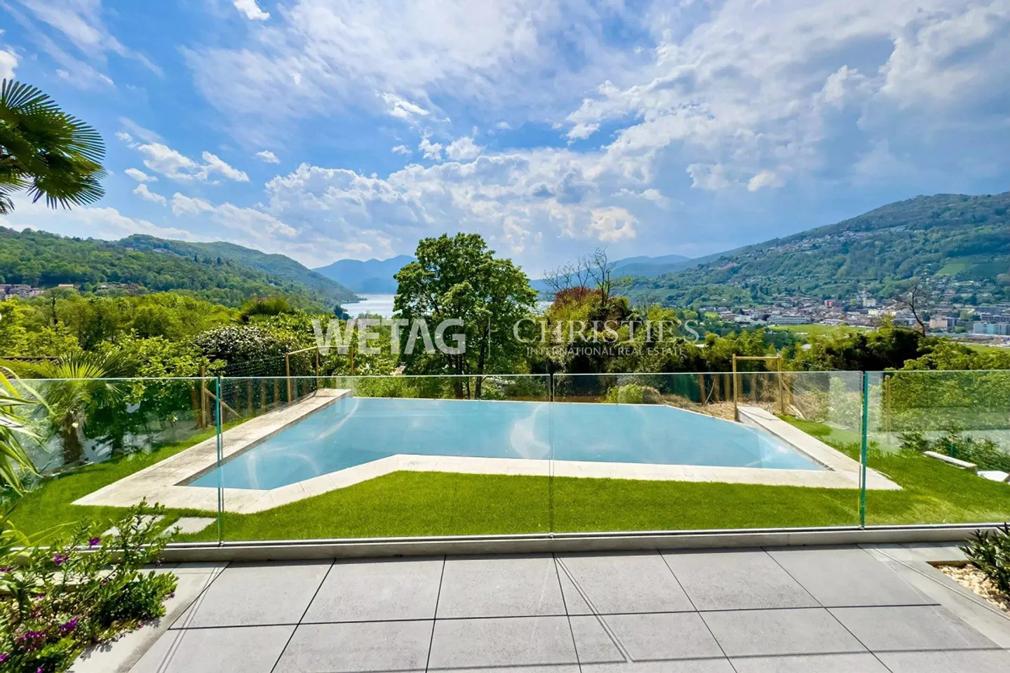 Lugano-Muzzano: grosszügige Villa mit Pool & Blick auf den Luganersee zu verkaufen - Foto 6 von 13