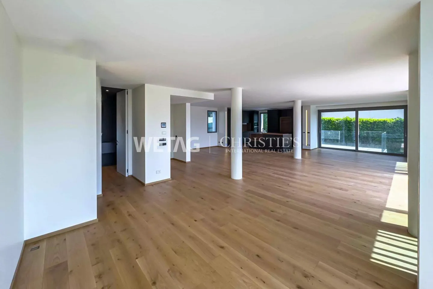 Lugano-Muzzano: grosszügige Villa mit Pool & Blick auf den Luganersee zu verkaufen - Foto 7 von 13