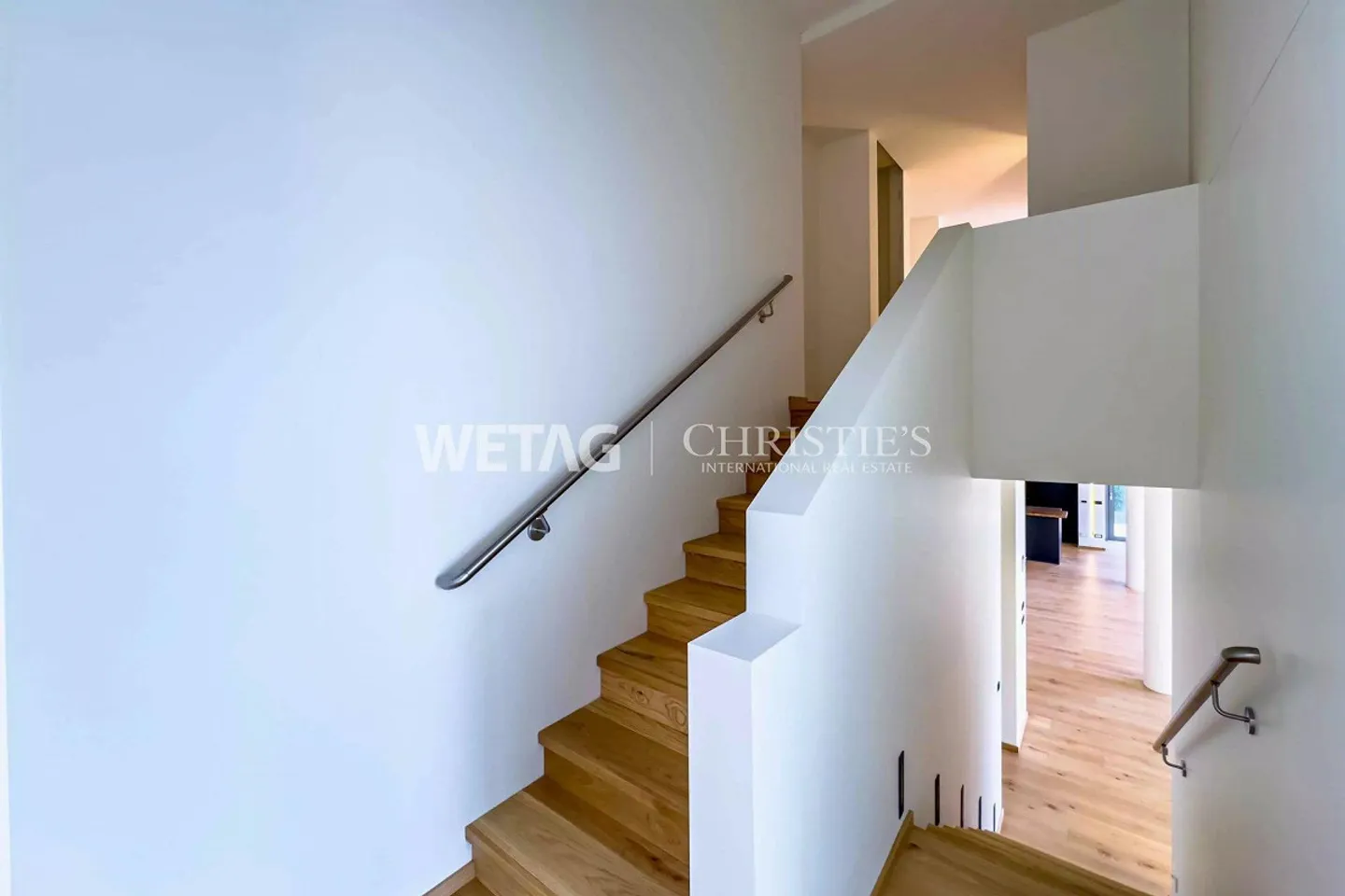 Lugano-Muzzano: grosszügige Villa mit Pool & Blick auf den Luganersee zu verkaufen - Foto 9 von 13