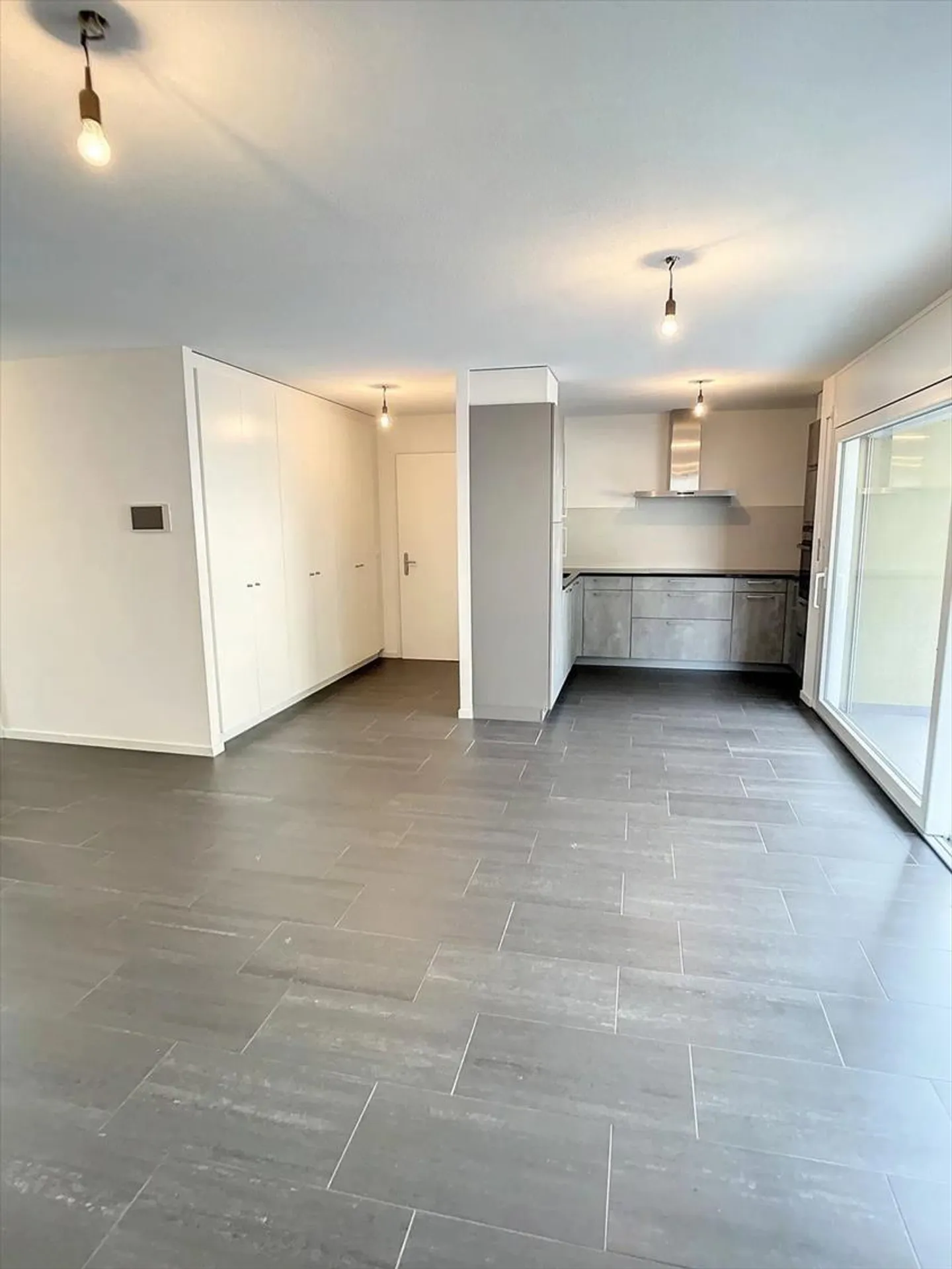 4.5 Room Apartment - Photo 3 of 11