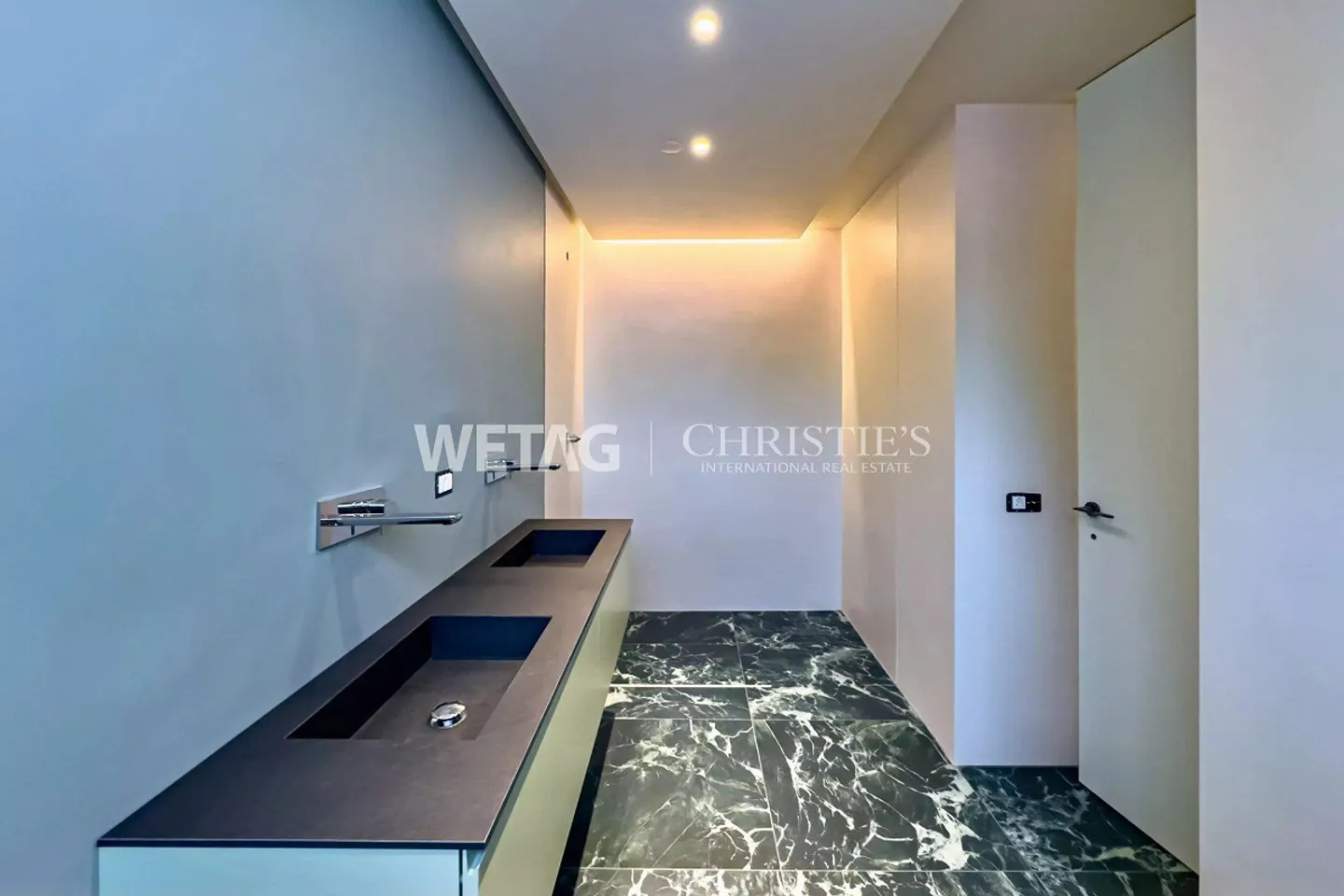 Lugano-Muzzano: grosszügige Villa mit Pool & Blick auf den Luganersee zu verkaufen - Foto 12 von 13