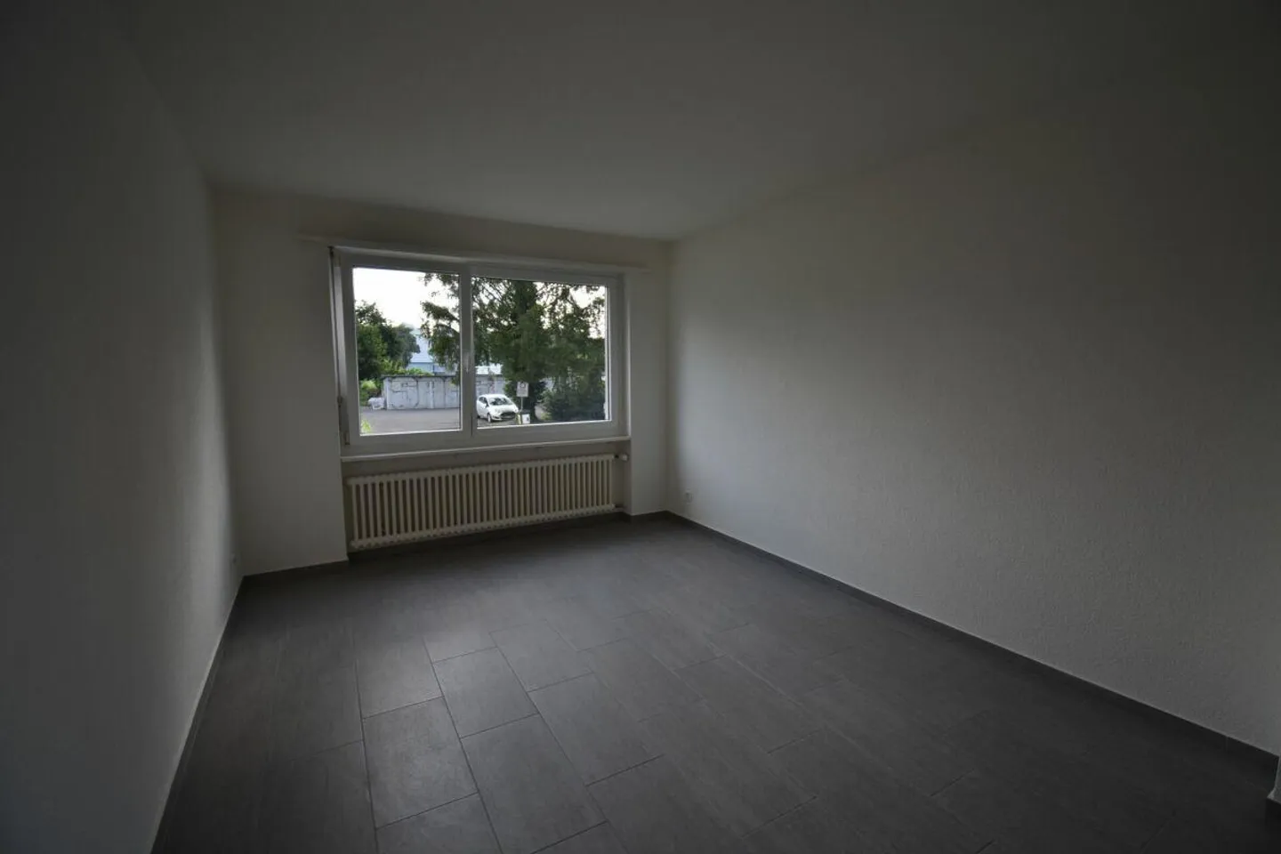 Modernes Apartment mit großzügigem Design - Foto 6 von 8