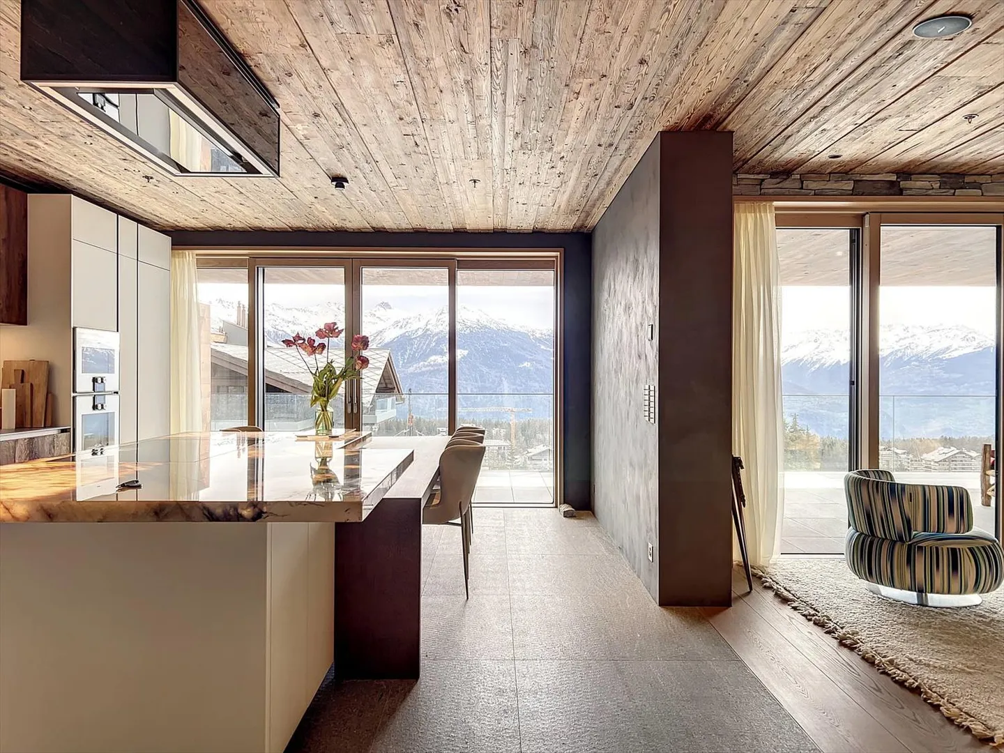 Six Senses Residences - splendido appartamento nuovo eccezionale - Foto 6 di 9
