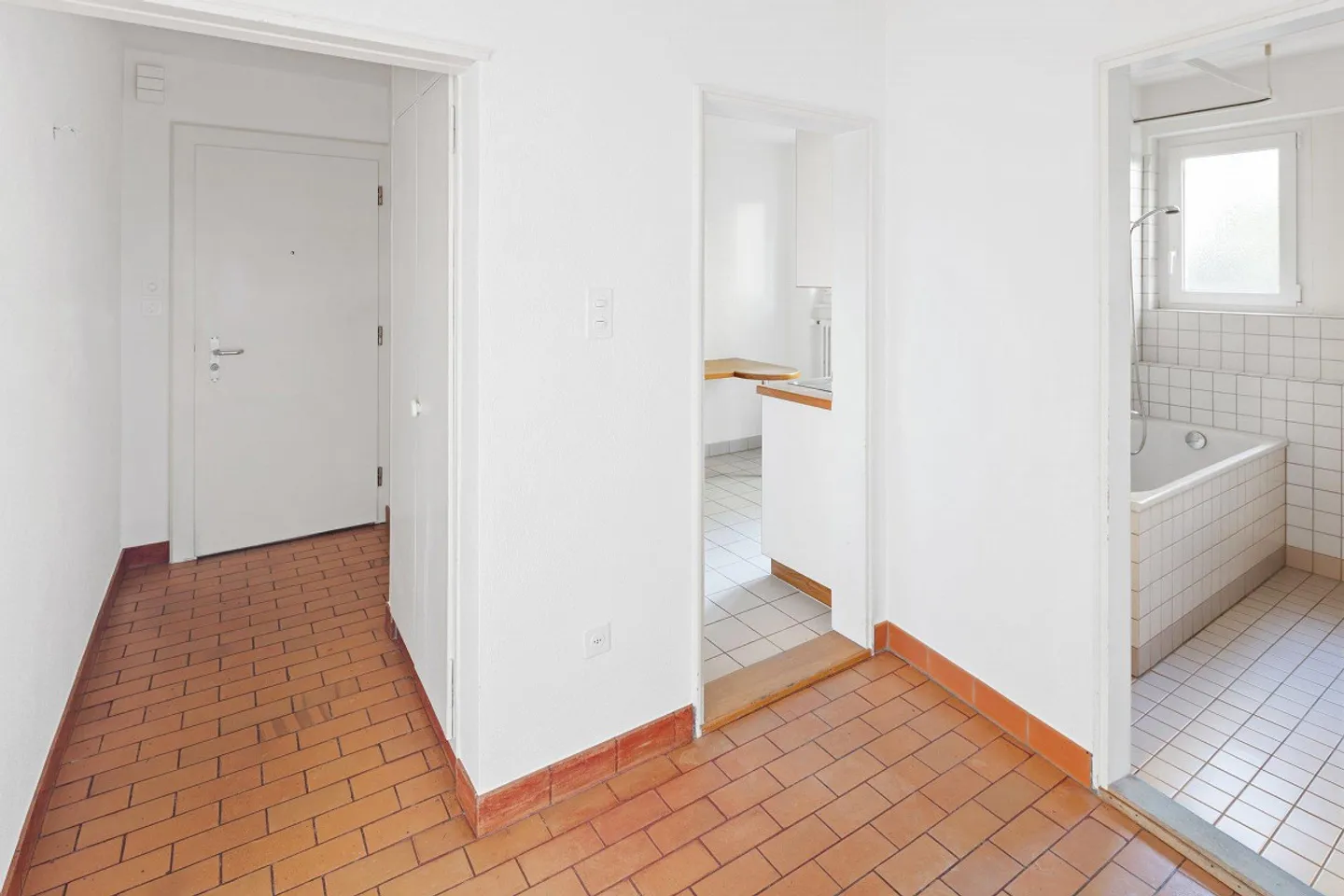 Cozy Living in the Heart of Frauenfeld - Photo 6 of 6