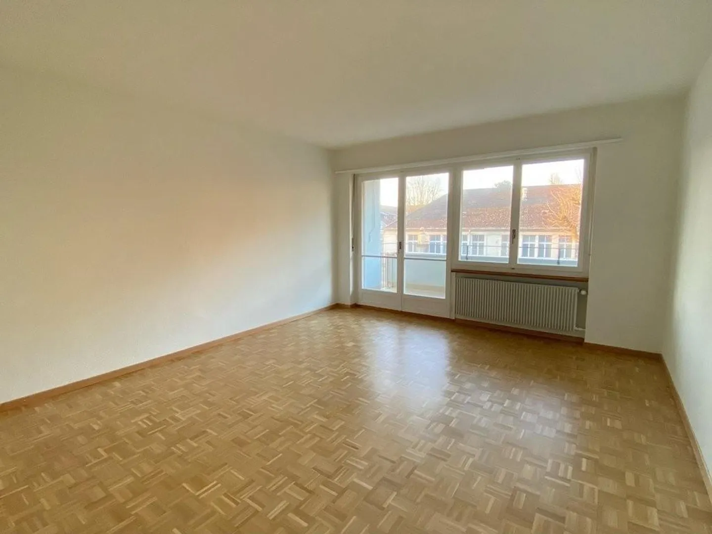 Central living on Libellenweg: Cozy 2-room apartment in Lyss - Photo 5 of 8