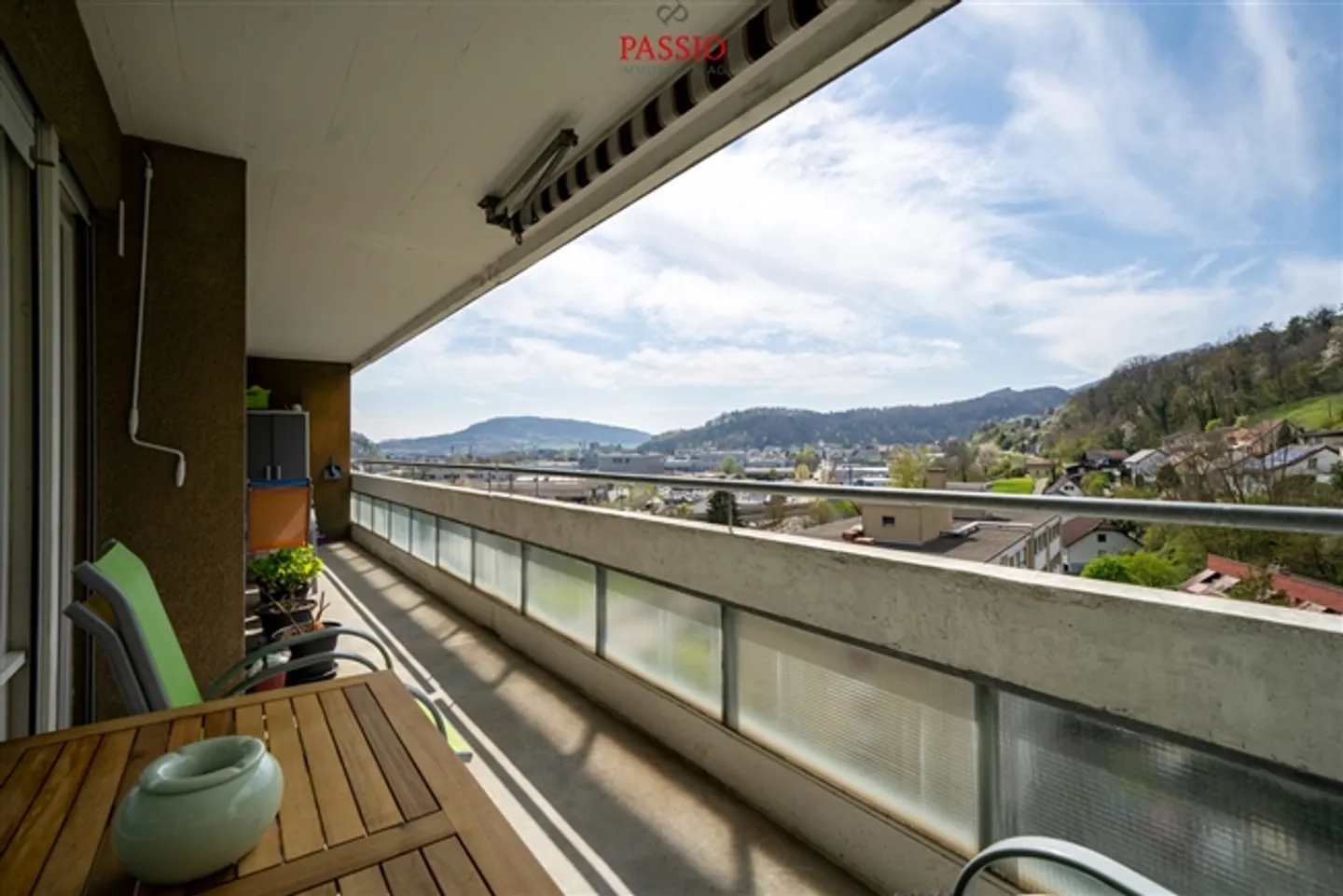 Appartement spacieux de 6,5 pièces avec vue panoramique et deux balcons - Photo 17 sur 20