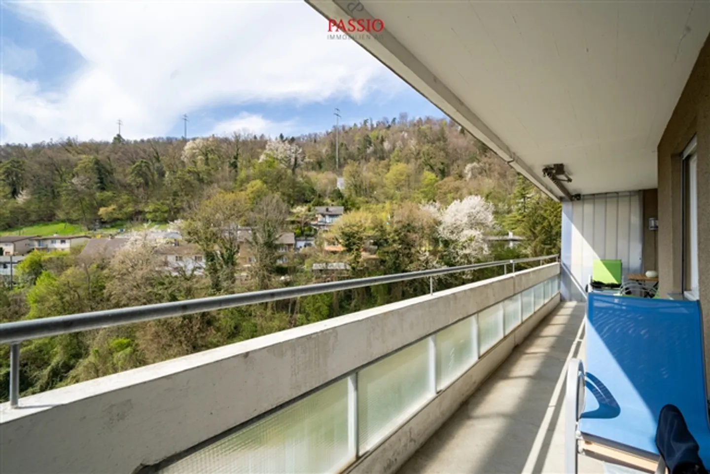 Appartement spacieux de 6,5 pièces avec vue panoramique et deux balcons - Photo 18 sur 20