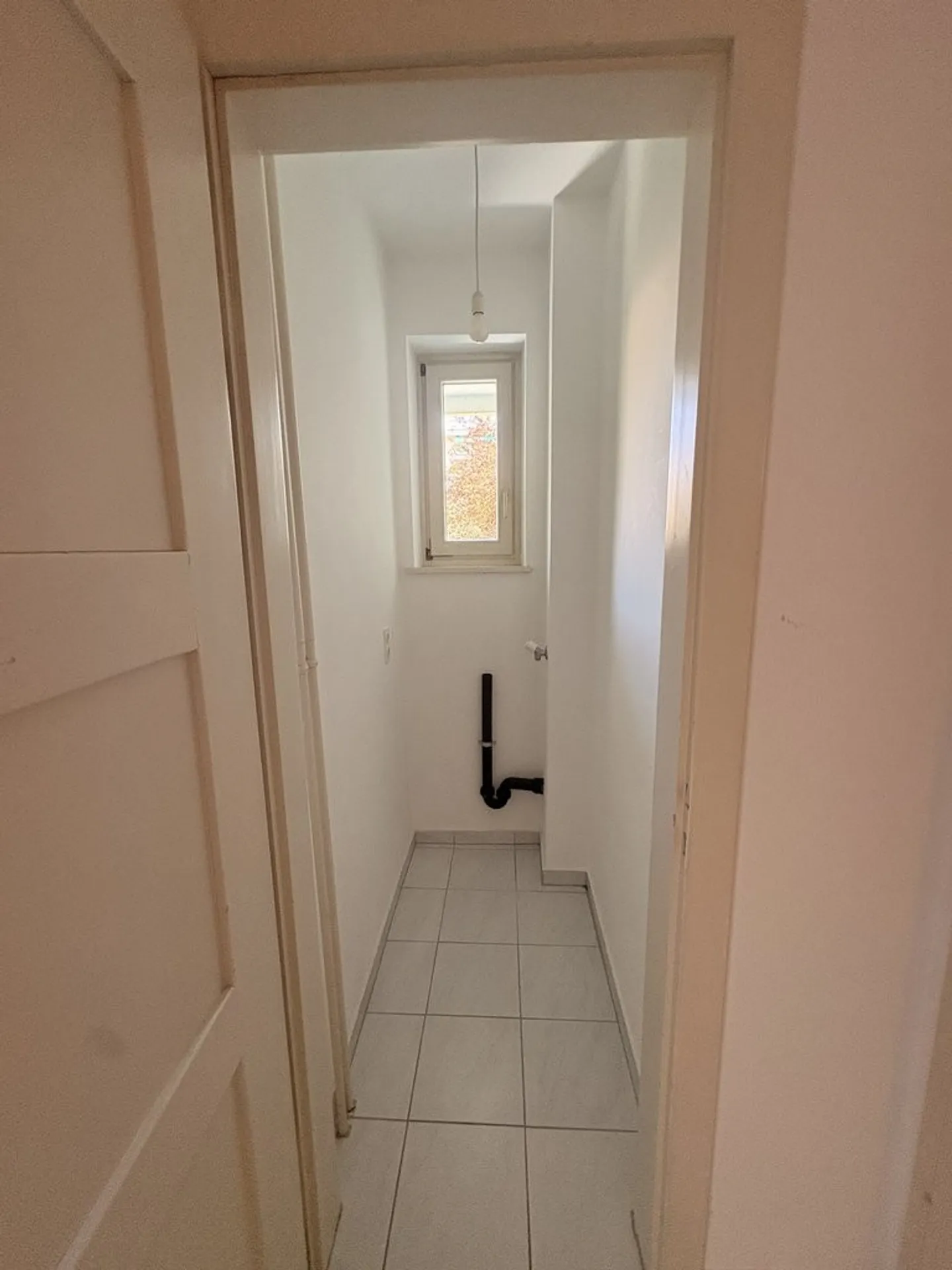 2.5 Room Apartment - Photo 5 of 6