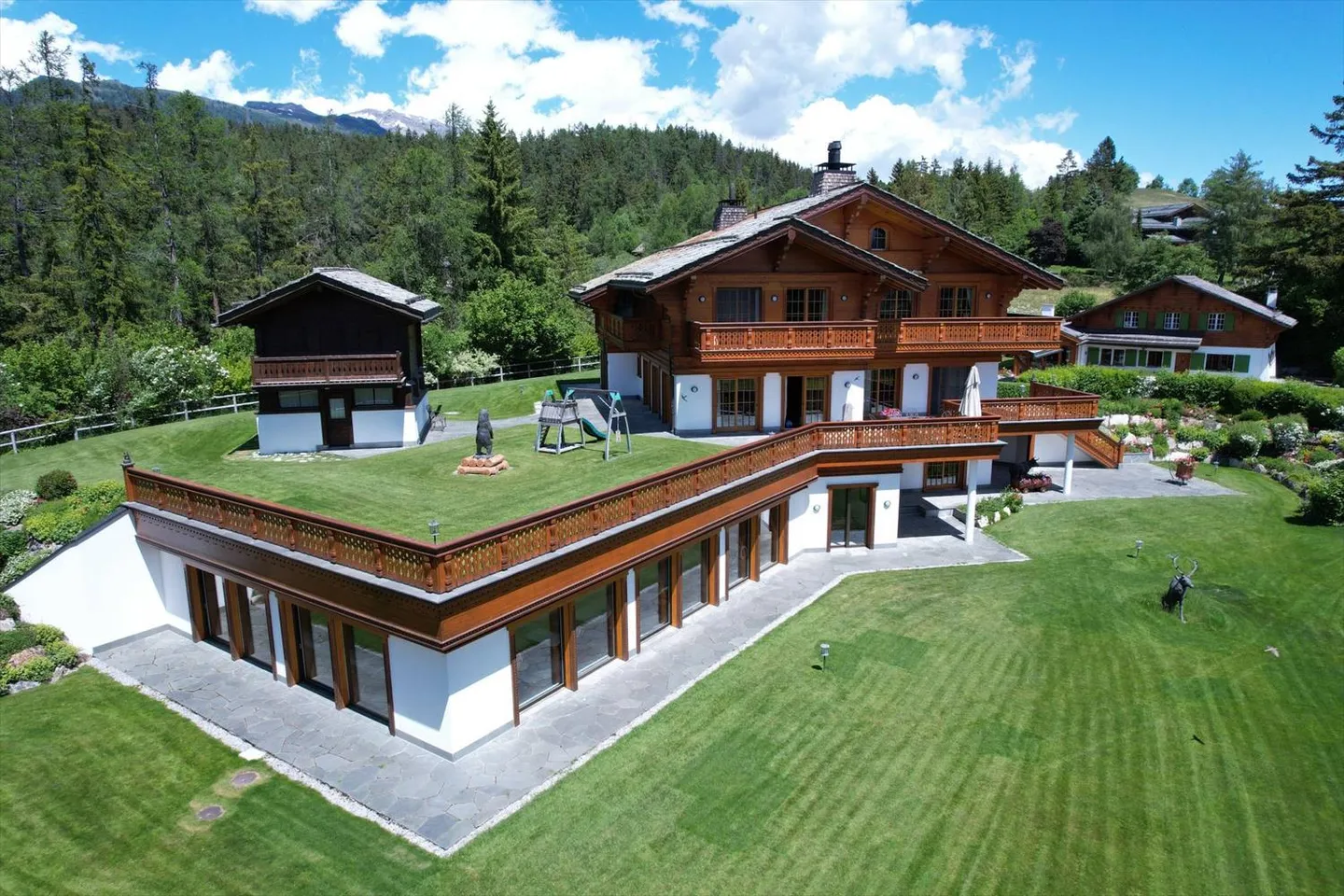 Proprietà Magnifica - Foto 1 di 10