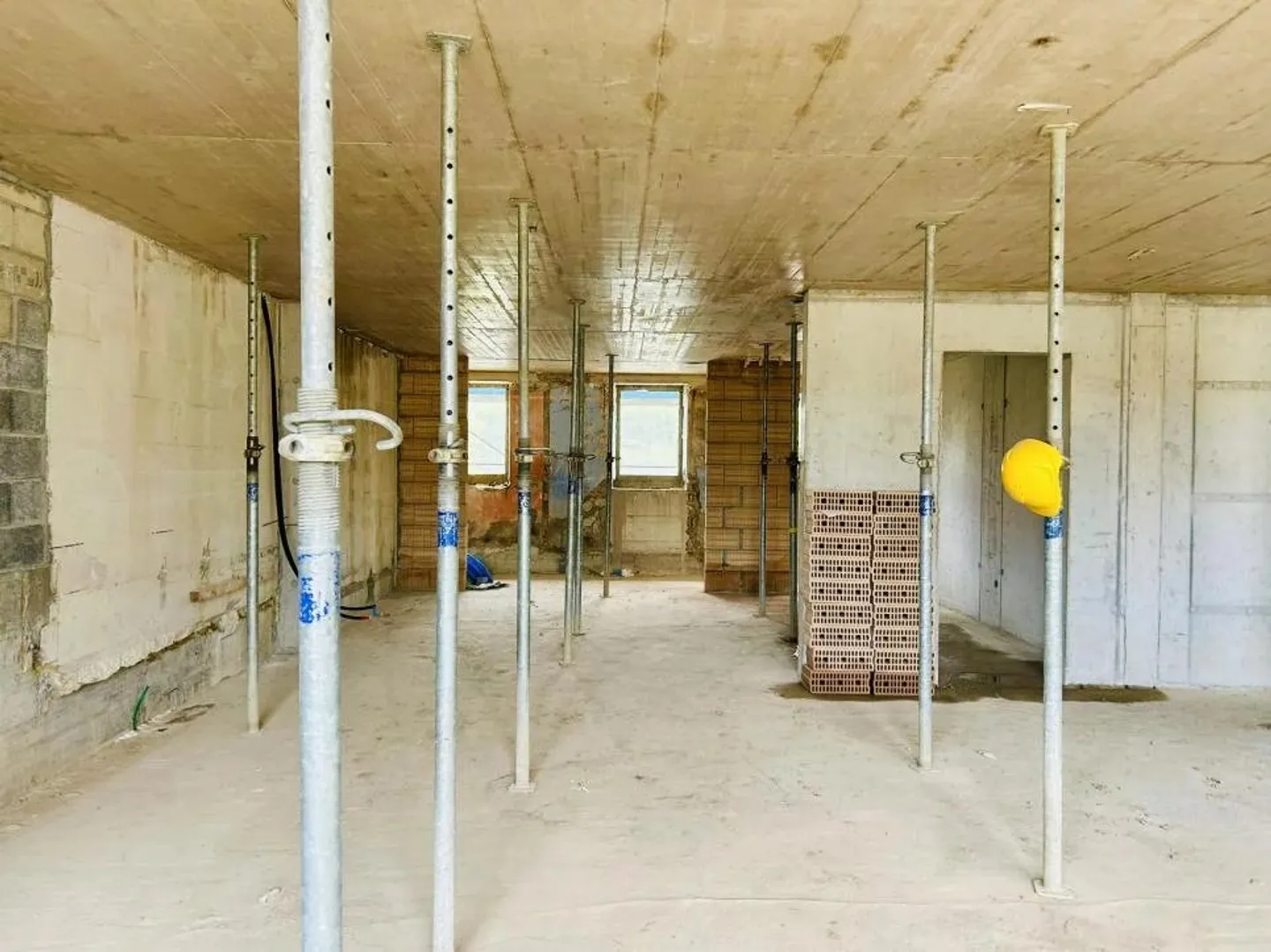 Ferme en cours de rénovation - appartement au rez, neuf  de caractère, au cachet - Photo 6 sur 11