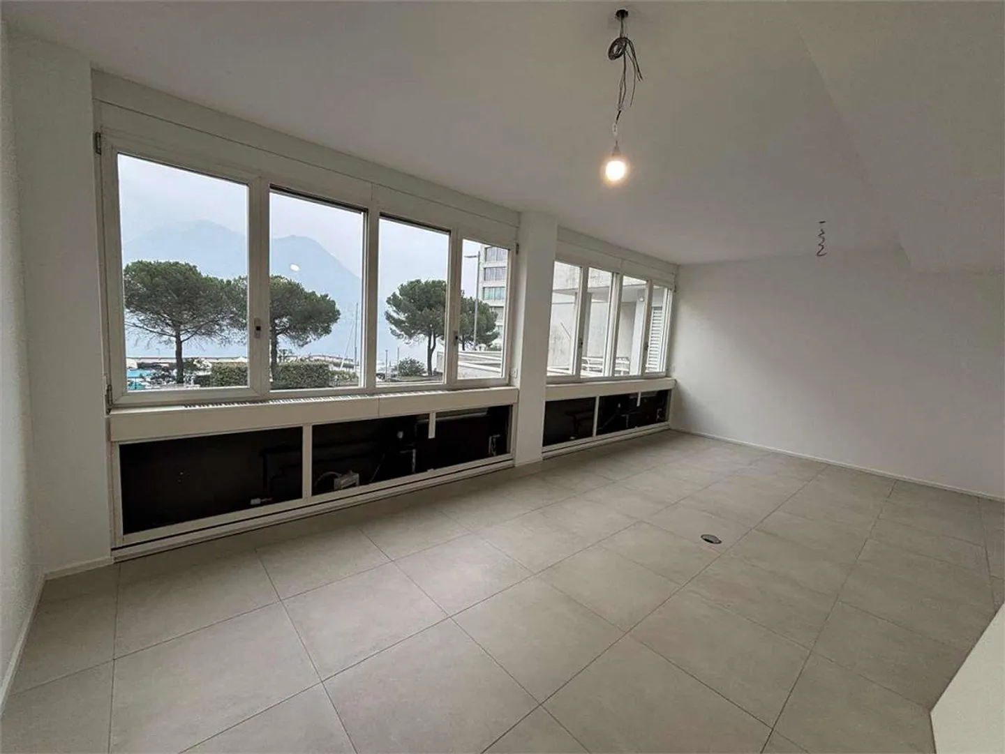 Bureaux rénovés de différentes tailles - Photo 11 sur 13