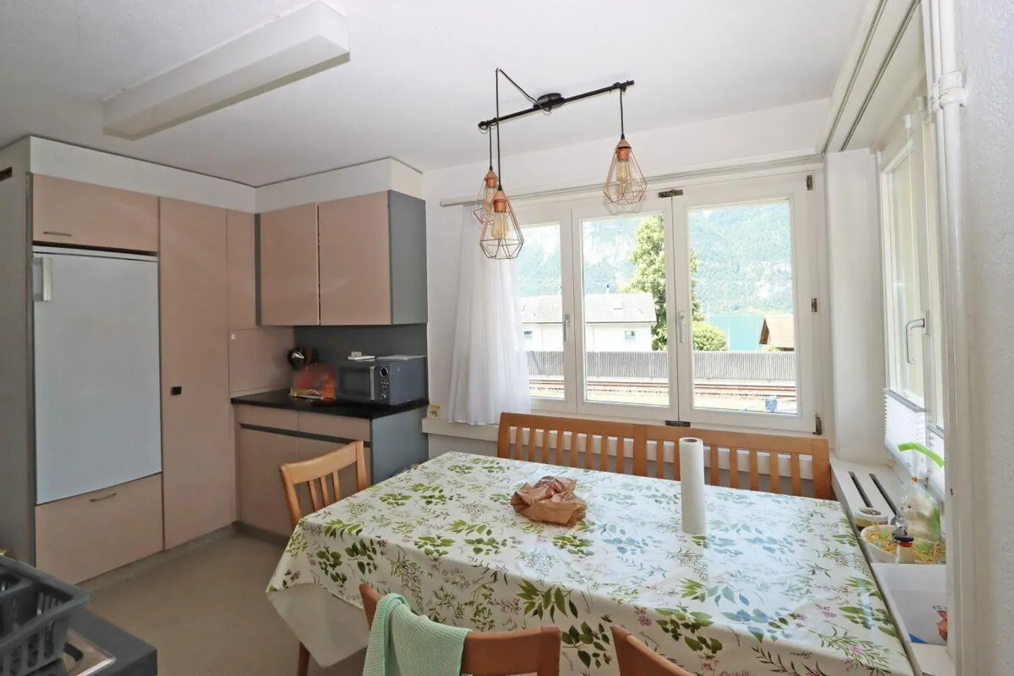 Multi-family house with 4 residential units and a commercial space in Unte... - Photo 16 of 30