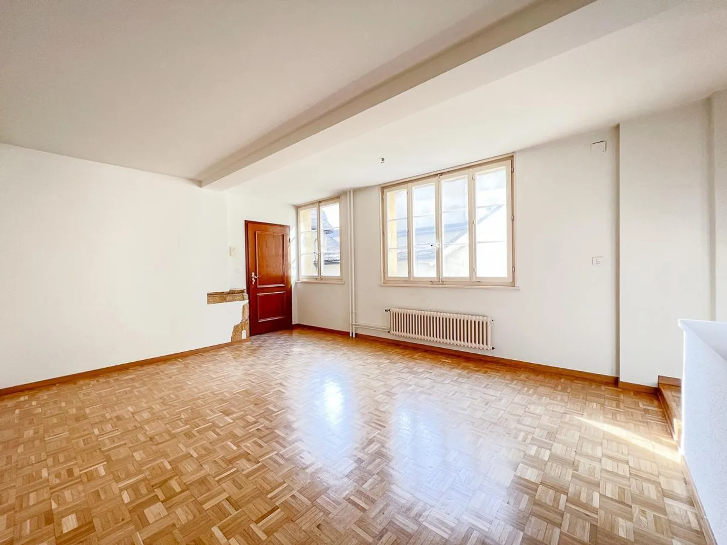3.5-room apartment in the heart of the historic center of Neuchâtel - Photo 1 of 7