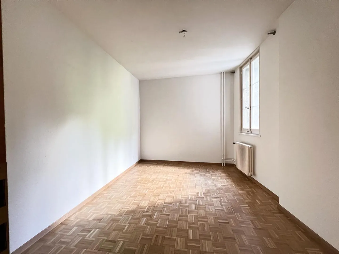 3.5-room apartment in the heart of the historic center of Neuchâtel - Photo 5 of 7