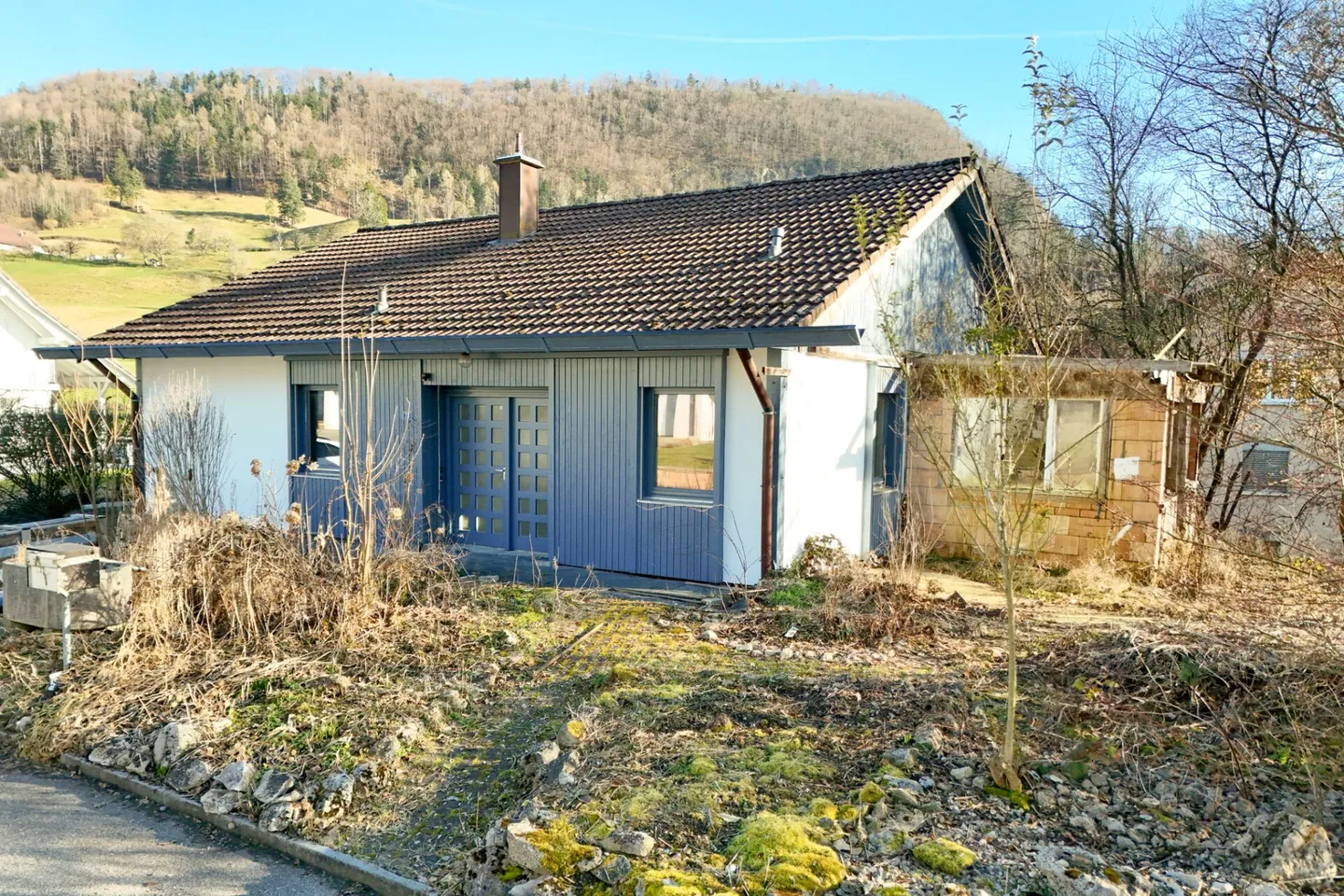 Una casa con spazio per il completamento personale - Foto 1 di 13