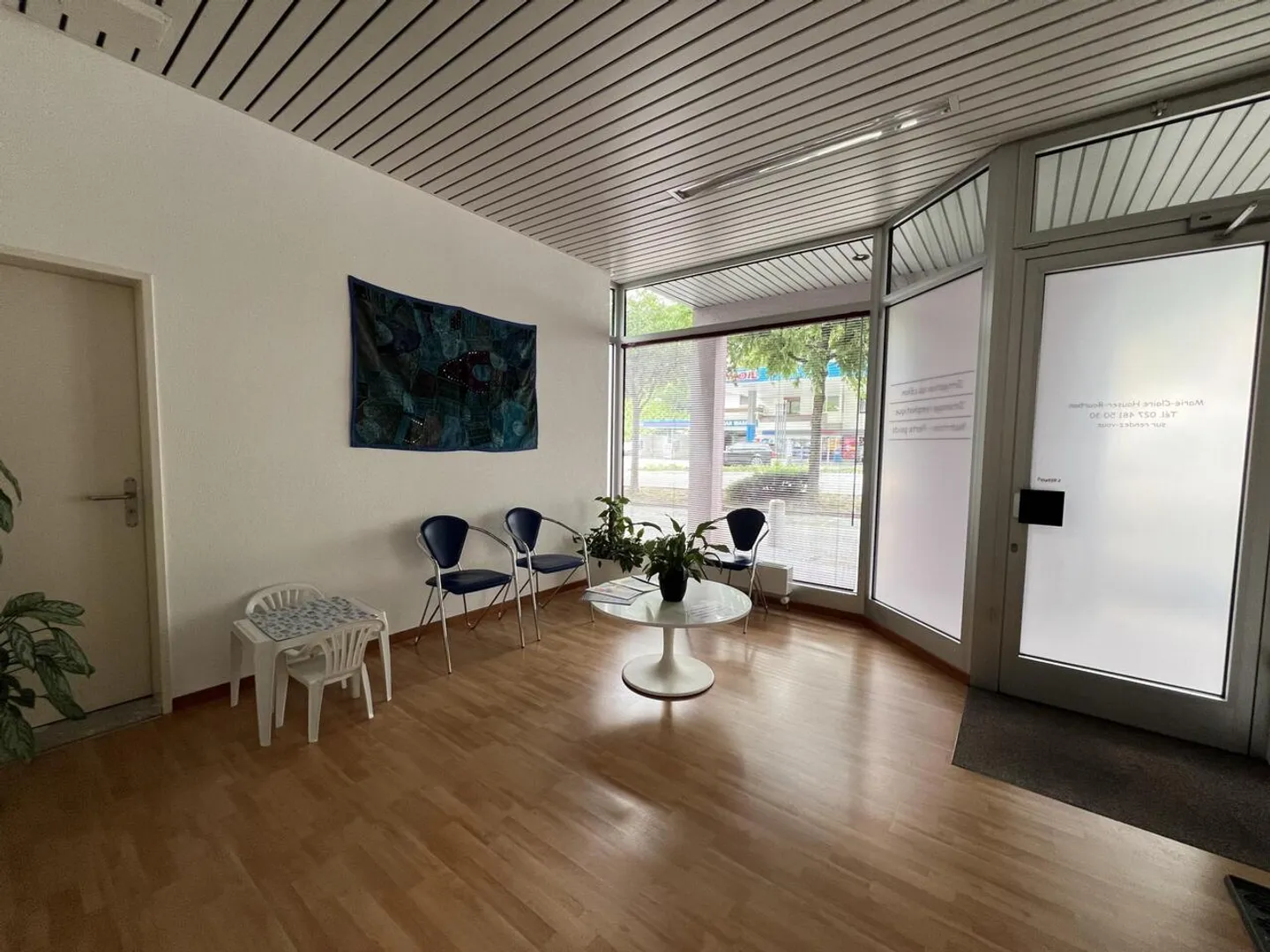 Due negozi affittati, eccellente opportunità di investimento - Foto 2 di 8