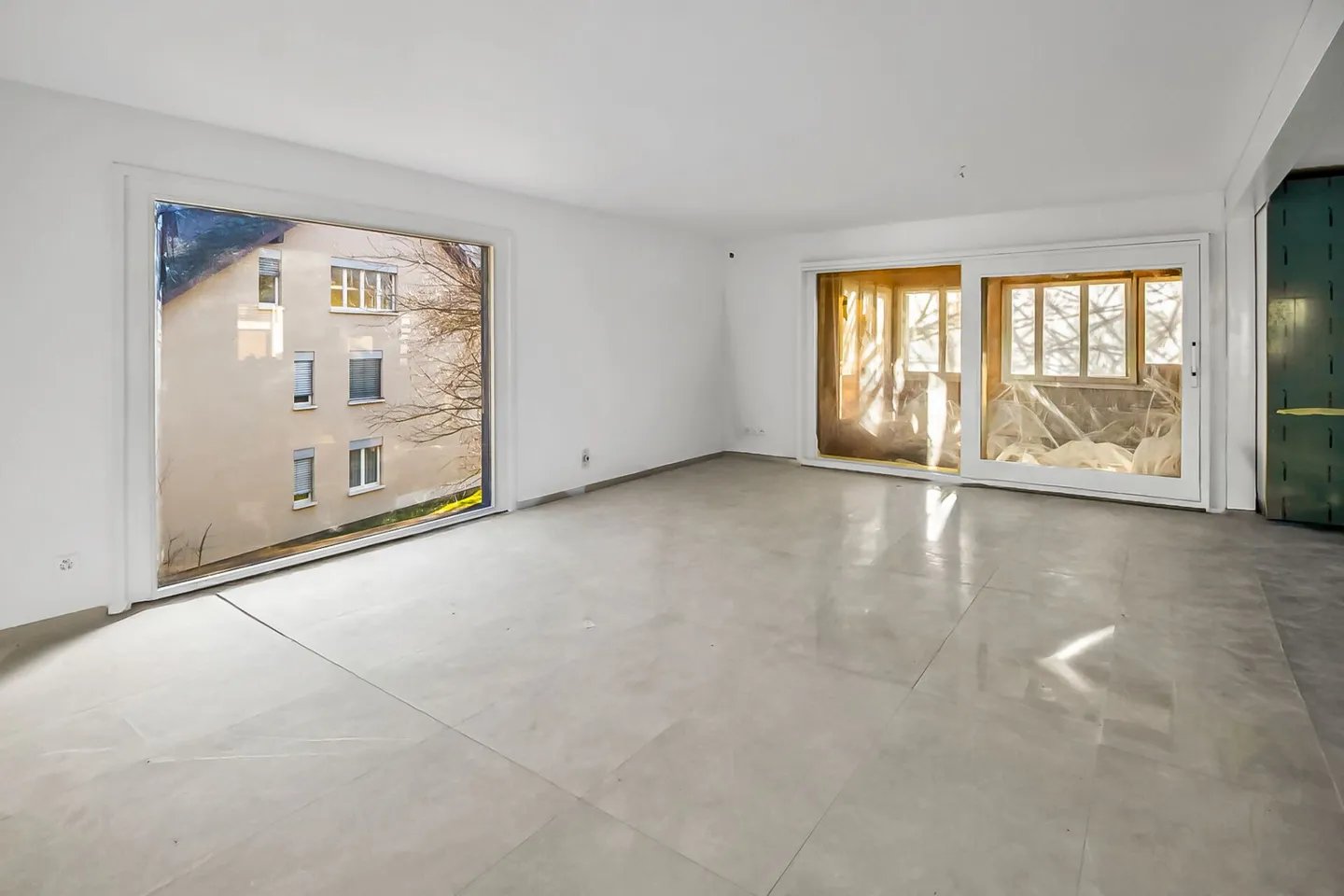 Una casa con spazio per il completamento personale - Foto 3 di 13