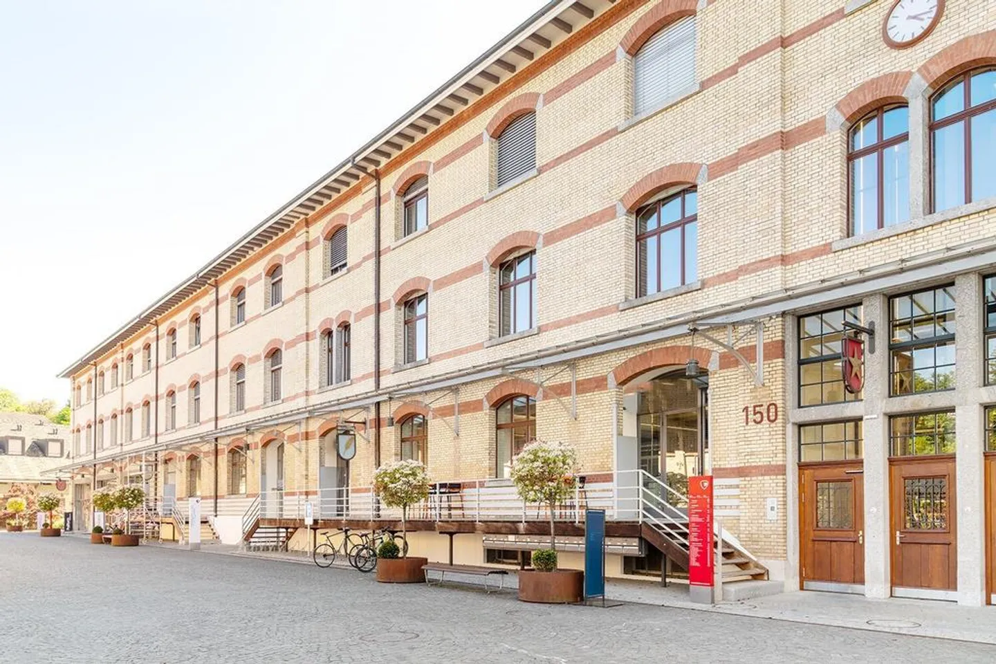 Charmantes Büro im Hürlimann Areal - Foto 2 von 6