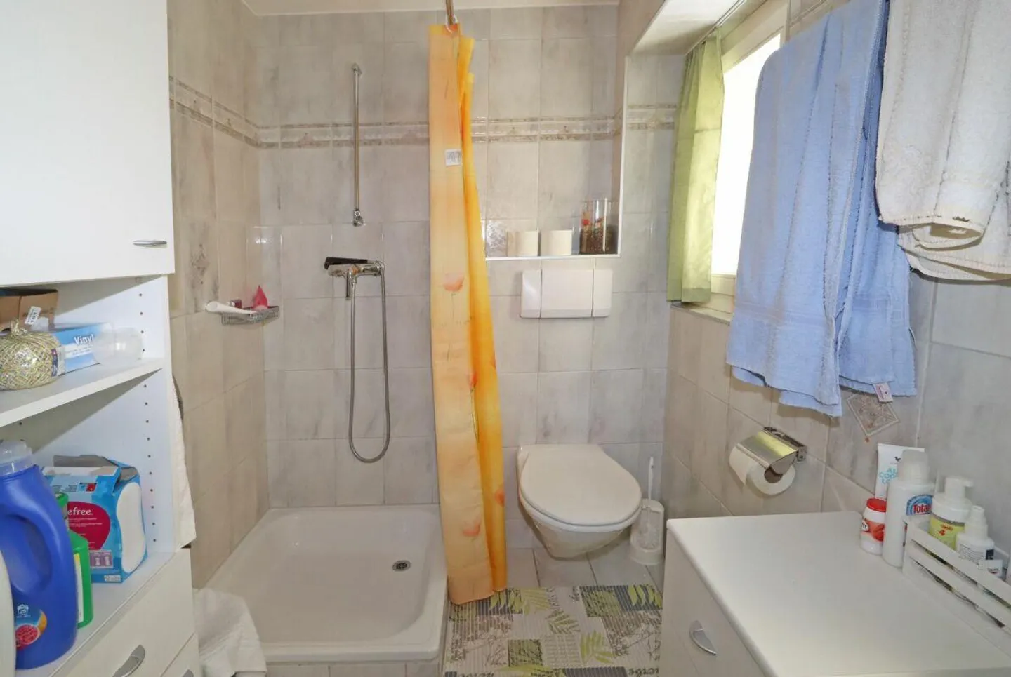 Multi-family house with 4 residential units and a commercial space in Unte... - Photo 29 of 30