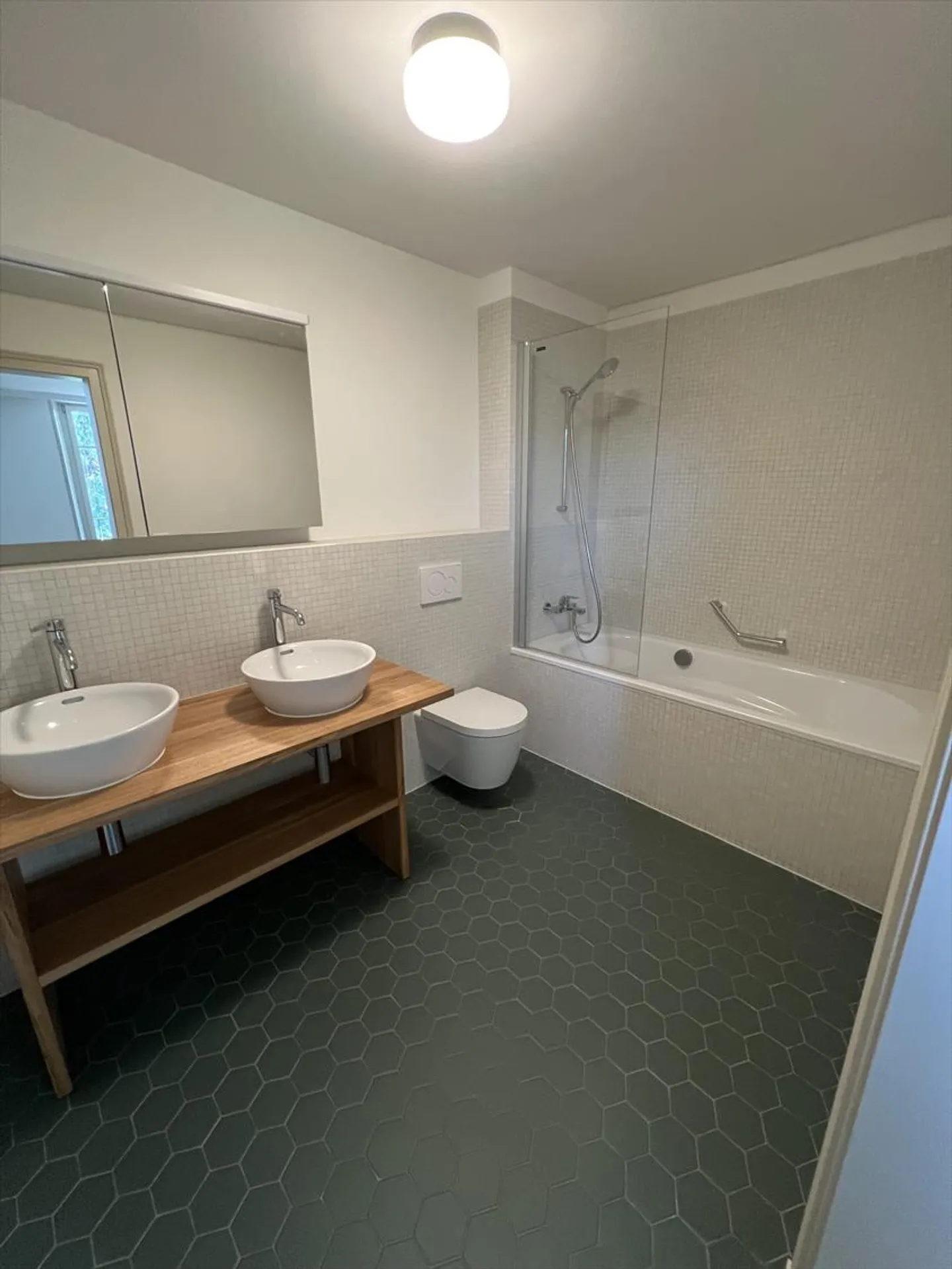 Bel appartement de 5.5 pièces, 2ème étage, env. 167 m2 - Photo 7 sur 11