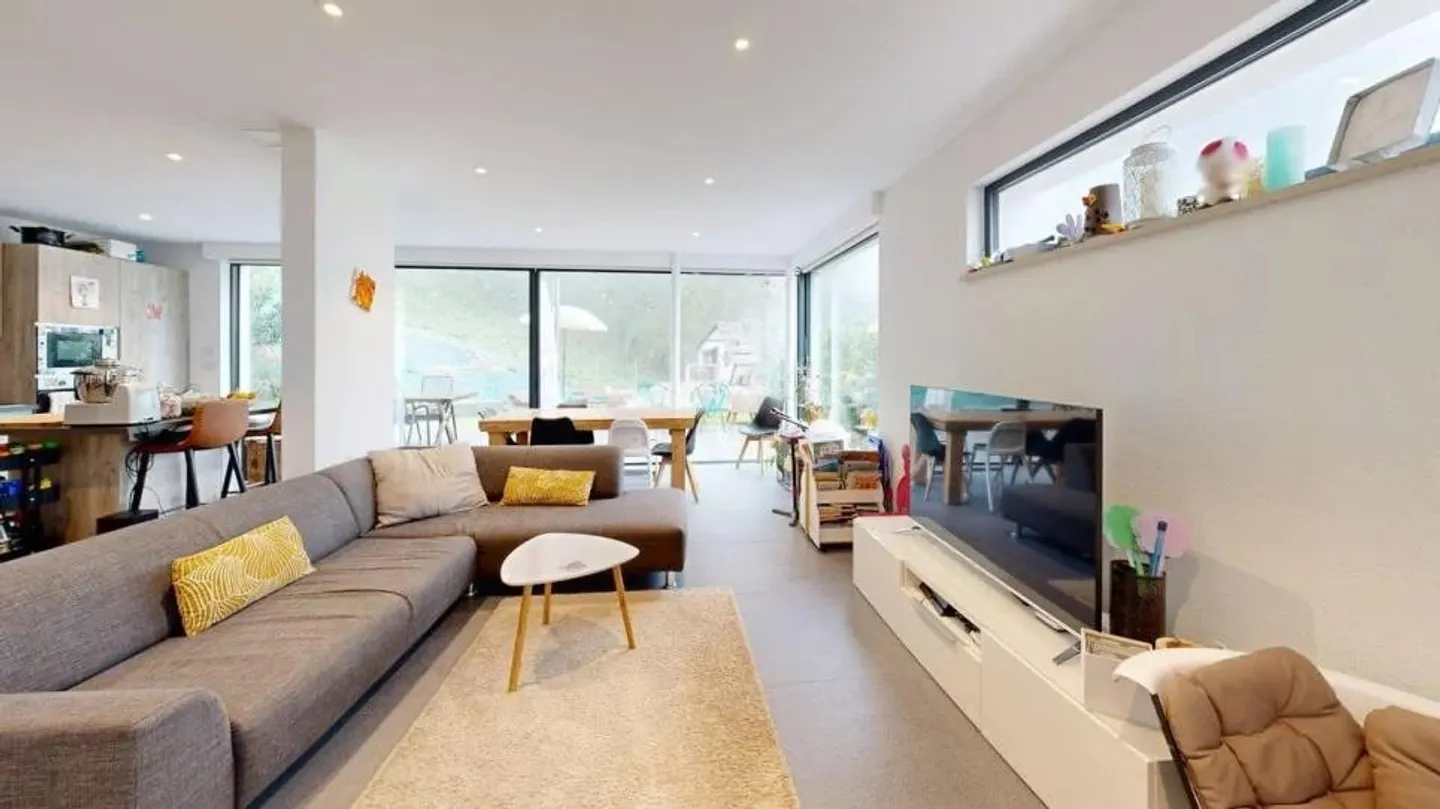 Villa 5.5 Zimmer - Foto 3 von 13