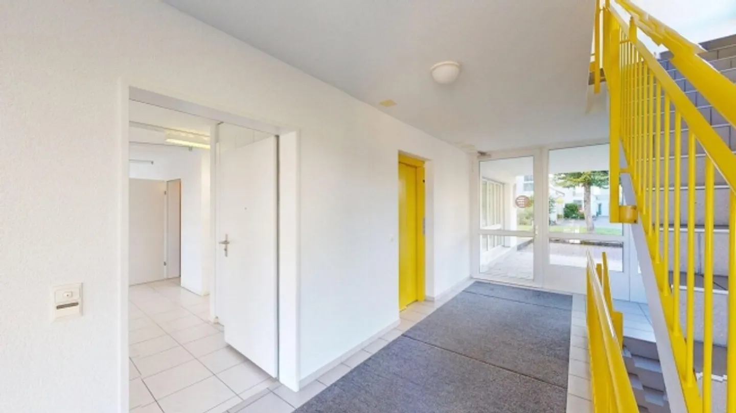 Posizione commerciale ideale con alta visibilità - Foto 12 di 15