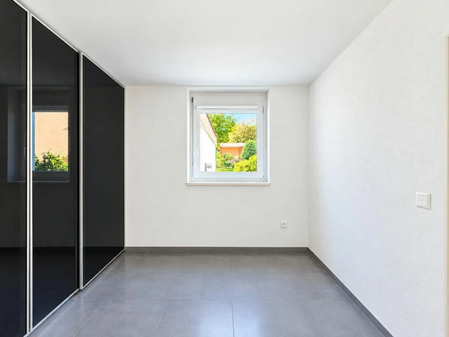 Geräumiges Einfamilienhaus mit Garten - Foto 13 von 29