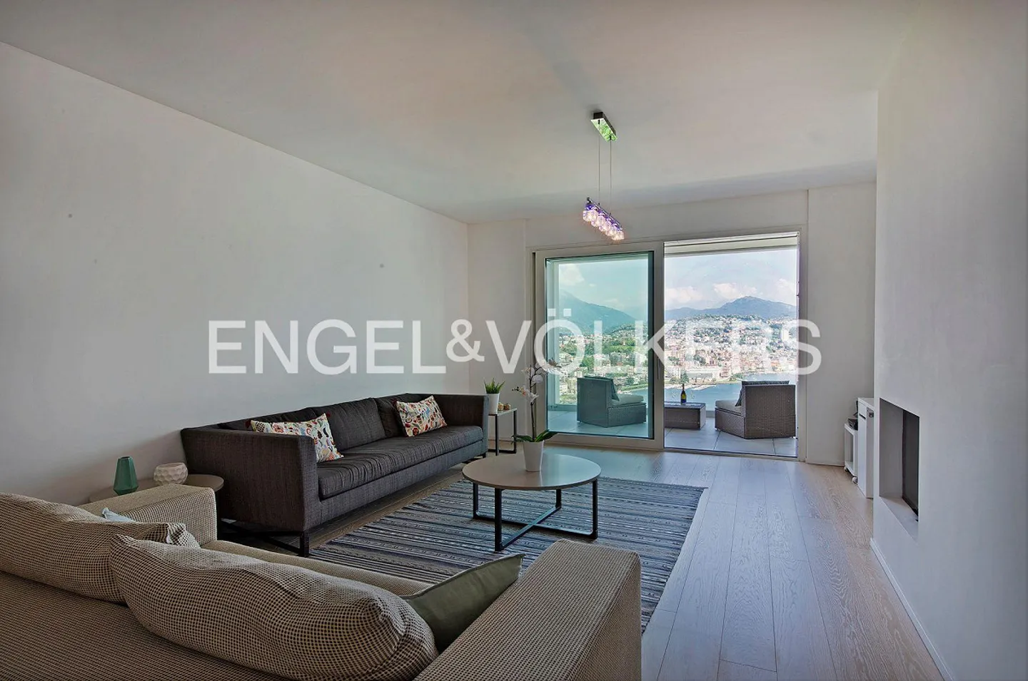 Style and Design with Breathtaking Lake View - Photo 2 of 9