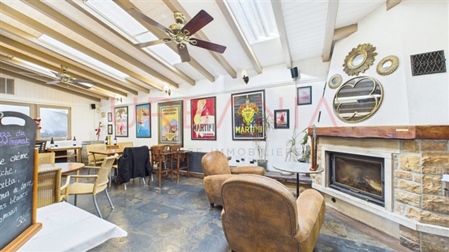 Bâtiments à usage mixte - Photo 4 sur 7