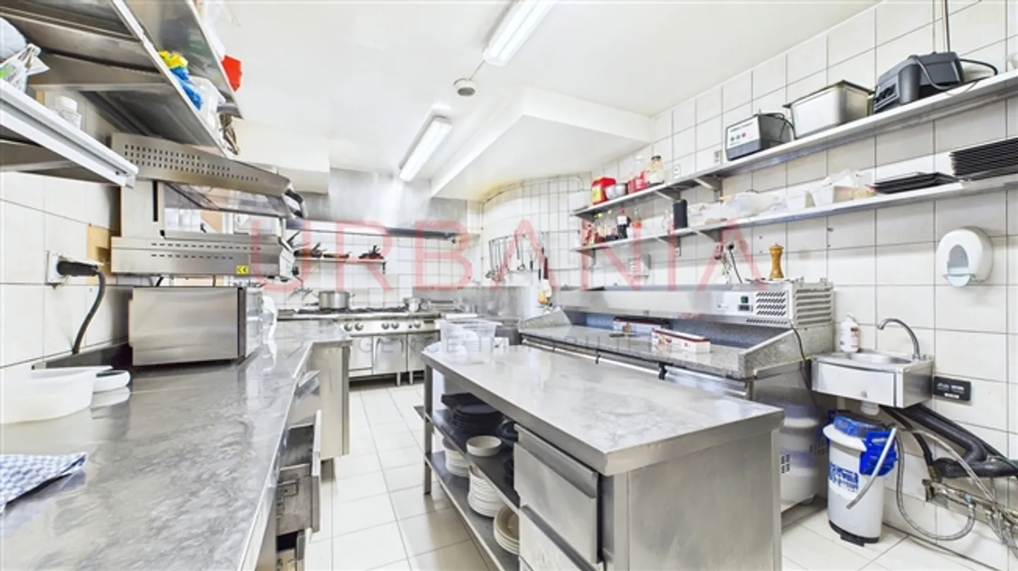 Bâtiments à usage mixte - Photo 5 sur 7