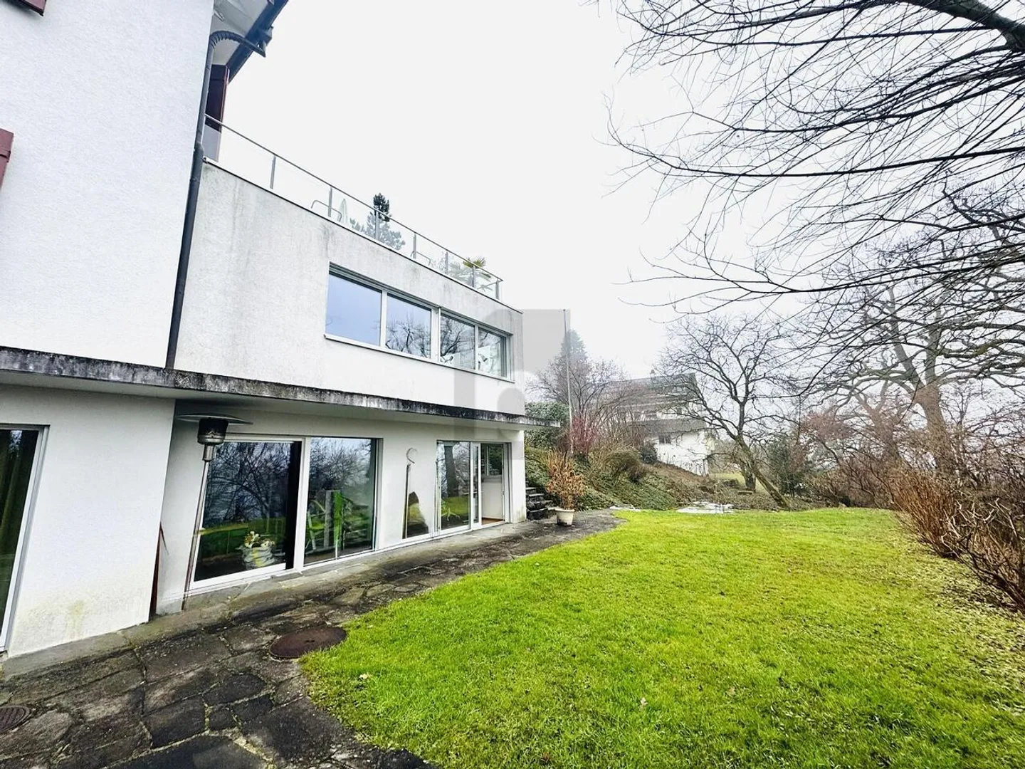 EXCLUSIF ET MODERNE AU COEUR DE LA VILLE - Photo 5 sur 6