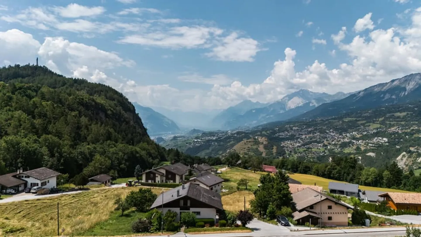 Chalet with Stunning Valley Views - Photo 2 of 13