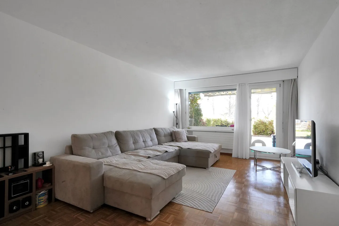 Affordable 3.5 Room Terrace Apartment including 1 Parking Space - Photo 11 of 13