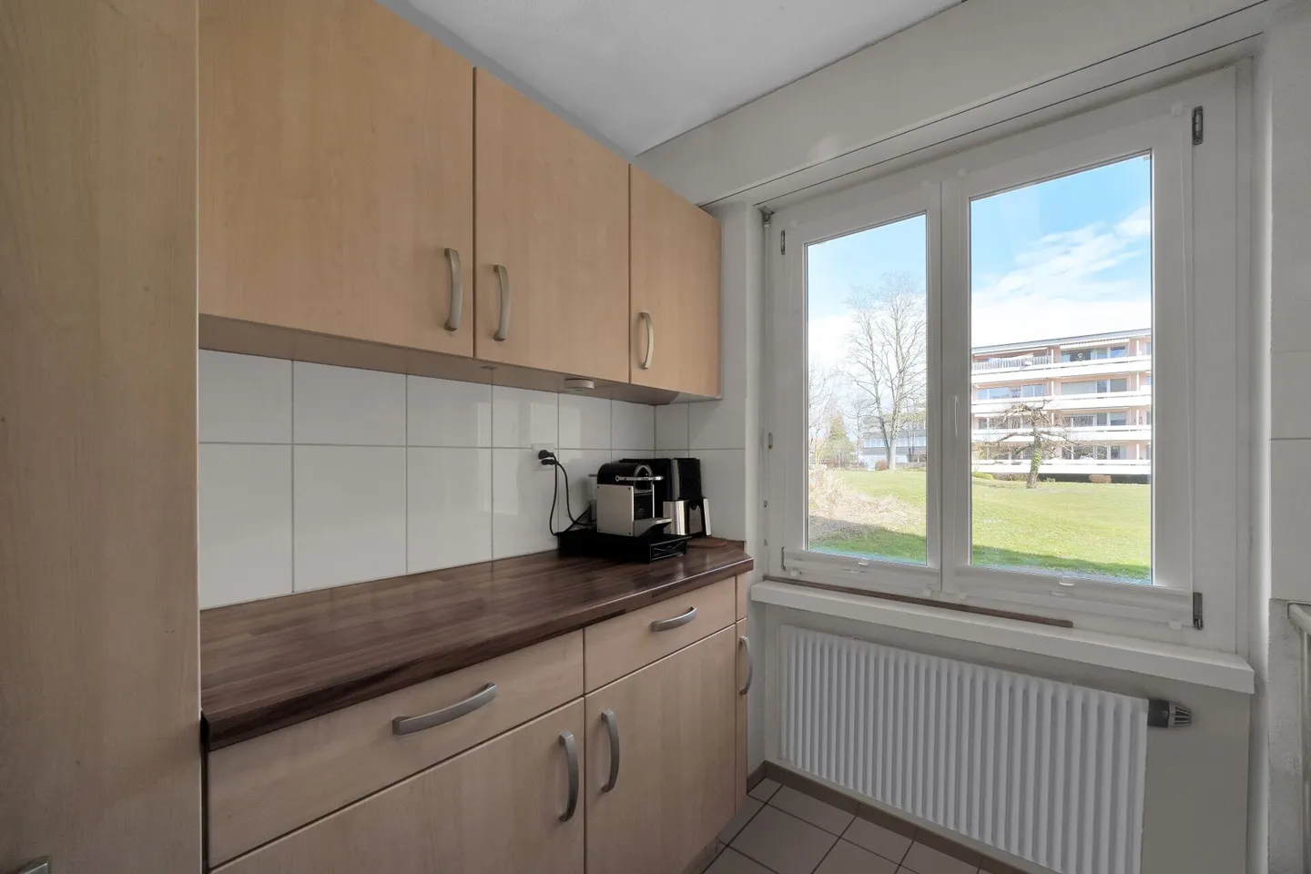 Affordable 3.5 Room Terrace Apartment including 1 Parking Space - Photo 8 of 13
