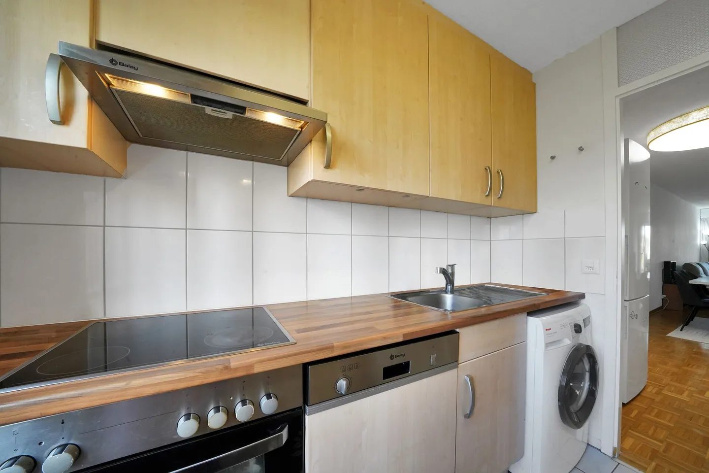 Affordable 3.5 Room Terrace Apartment including 1 Parking Space - Photo 9 of 13