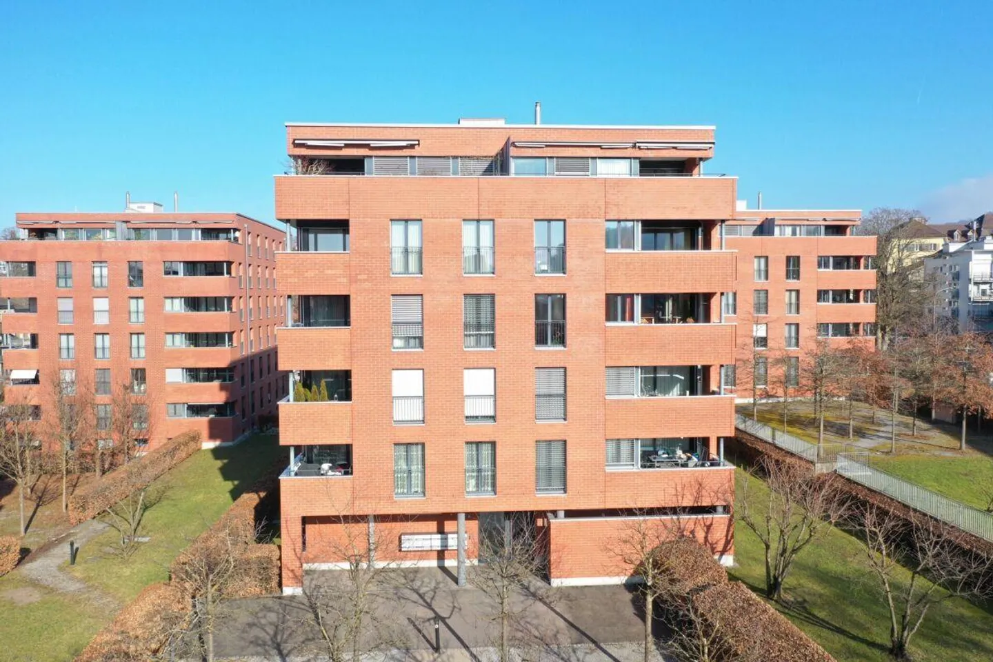 Living Above the Rooftops: Your Penthouse with a View - Photo 25 of 26