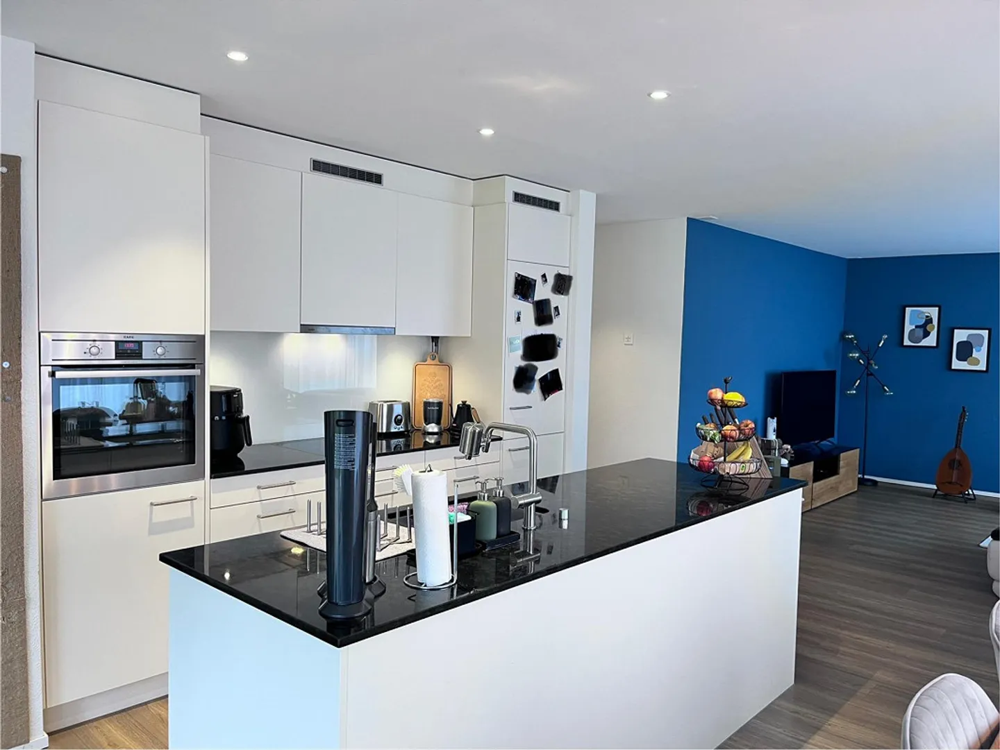 Appartamento moderno e luminoso di 4,5 stanze - Foto 3 di 9