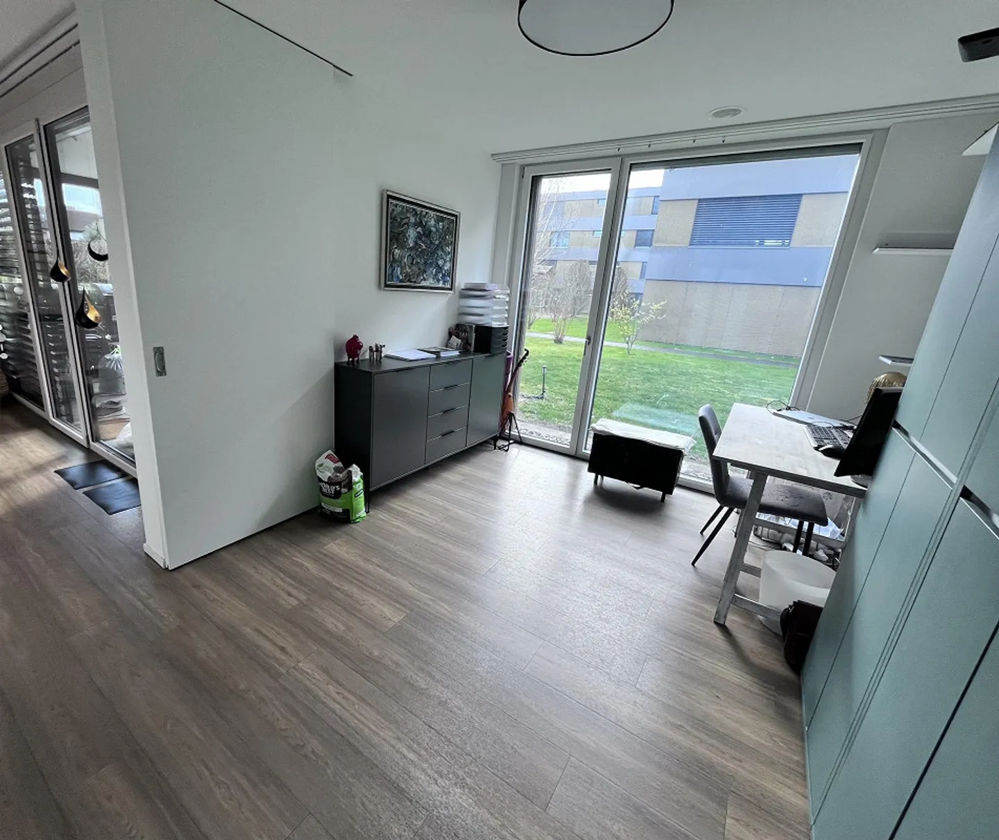 Appartamento moderno e luminoso di 4,5 stanze - Foto 7 di 9